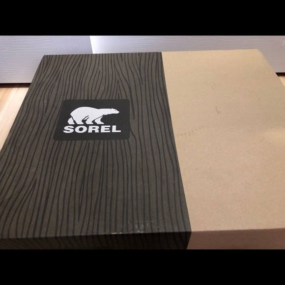 New in box Sorel Boots! - Picture 7 of 7